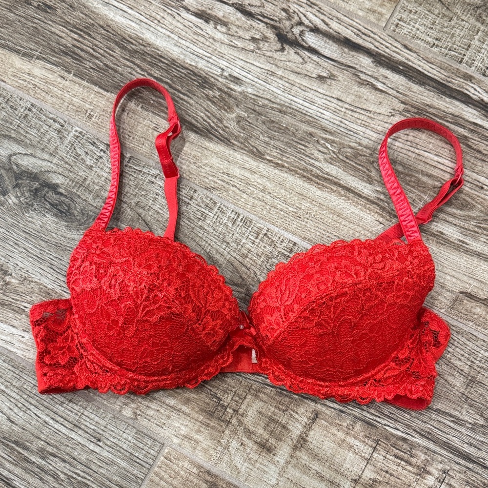 Red Lace Bra from Paris 34B